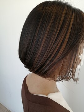 マヤ 昭和店(MYA) デザインカラーボブ