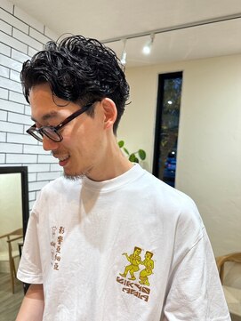 シフト(SHEEFT) メンズ カジュアル無造作波巻きパーマ ウェット感スタイリング