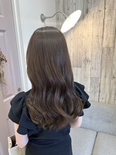 ミコット(micotto)&nbsp;艶っぽグレージュ × おくれ毛