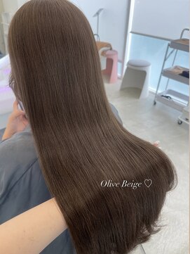 アイシー 表参道(ICY) 透明感たっぷりオリーブベージュ