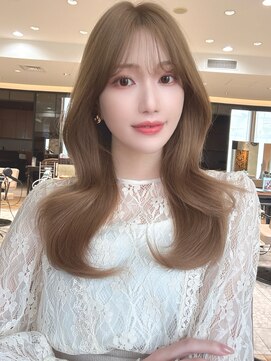 アフロート ルヴア(AFLOAT RUVUA) AFLOAT RUVUA【伊藤 潤】レイヤーカット/前髪カット