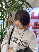 ショートレイヤーハッシュカット