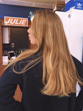 ジュリー(Julie) ロングレイヤー