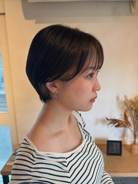 ドルセ(Dulce) イヤリングカラー×マッシュショート