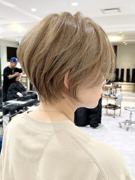 バンプ ギンザ(BUMP GINZA) 30代40代50代ショートボブレイヤー銀座ひし形大人かっこいいE