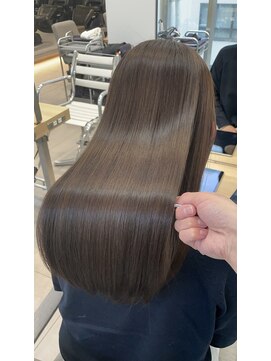 エラ(Ella) 髪質改善×シフォンベージュ