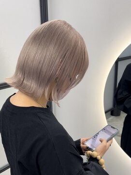 シーバイスリー 綱島(C×3) ホワイトミルクティー