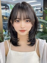 ガーデン 渋谷(GARDEN)&nbsp;内巻き　ミディアム　レイヤーカット　グレージュ