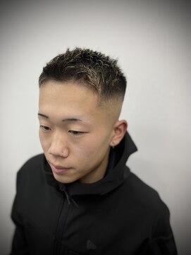 ヒロギンザ 難波店(HIRO GINZA) フェザーアップ×スキンフェード