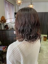 シー 岡崎(,SHE) ほどよい濡れ感と揺れ感が心地いい大人ラフミディ