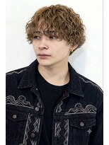 ラスト(LUAST) 波巻きスパイラルフェザーパーマフェザーショートセンターパート