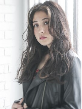 シャンプー 本庄店(SHAMPOO) 外国人風ほつれ波ウェーブ