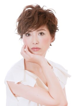 ヘアアンドフェイス サクラインターナショナル(hair&face sakura international) くせ毛を活かしたショートウェーブ