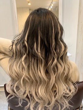 ディバイス カラーアンドエクステ(Device) 【Device心斎橋】ブリーチオングレージュカラーエクステ