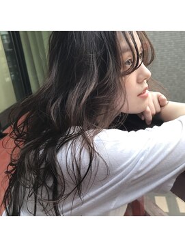 ヘアメイク マルナ 本店(HAIR MAKE MALUNA) 【MALUNA ヒマワリ】バイオレットグレージュで艶カラー