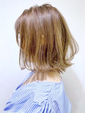 アイティーバイアルバム 松戸店(IT by ALBUM) ベージュボブ_くびれヘアビタミンカラーメルティカラー_ba333081