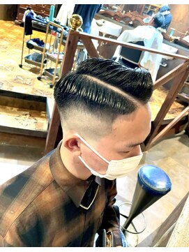 エルエー 大津店(L.A) ライン太め　ポマードで作るメリハリサイドパートスキンフェード