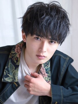 ライラ(Lyla) チリつかないソフトツイスパ 無造作マッシュ