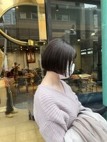 ロジッタ(ROJITHA)&nbsp;【ROJITHA原宿表参道】コスメすとれーと×切りっぱなしボブ