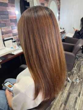 ヘアー リードレス(hair Re:dress) 20代30代ナチュラルブラウンストレートスタイル