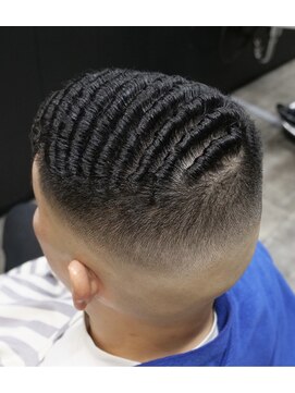 ニューオールド 三軒茶屋(NEW OLD) 濡れパンフェード