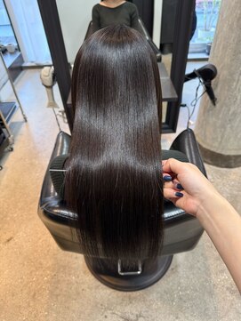 ボンズサロン オモテサンドウ(BONDZSALON OMOTESANDO) 髪質改善&縮毛矯正×酸性ストレート【表参道駅,原宿駅】