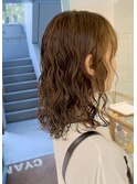 ボブヘアにゆるめパーマ