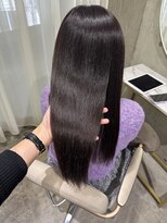 ニティー(Ngiti) 縮毛矯正　ラベンダーカラー