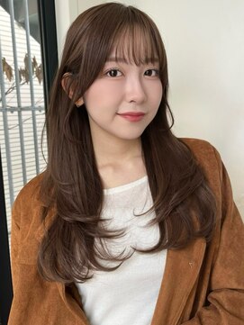 ローネス(LONESS) 顔まわりレイヤーとまろやかベージュで柔らかヘア◎