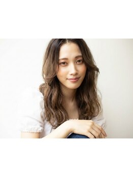 【新宿西口1分】オシャレを楽しみたいけどケアにもこだわりたい!そんな大人女性のためのメニューをご用意☆