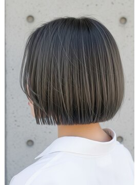 グレーブラウン/ミニボブレイヤー/ヘイリーボブ/大人前髪なし