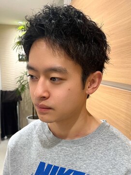 アイウィル(Ai WilL) ツーブロック アップバング ツイスパ 20代 黒髪ショート