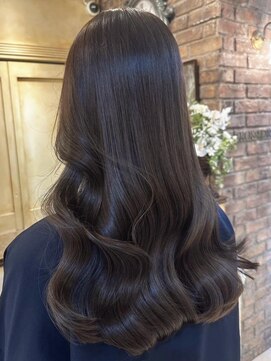 リアラバイアルティナ 船橋店(Liara by artina) ダークブラウン/スモーキーブラウン/ダークシルバー