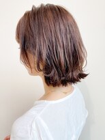 トゥーナ 表参道(tona) ミディアムレイヤー、外ハネボブ、グレージュ、脱白髪染め☆