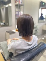 ニル(nil)&nbsp;オリーブグレージュ