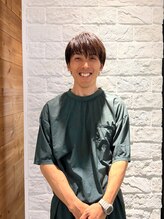 サロンズヘア ジェイアール高槻駅前店(SALONS HAIR) 安岡
