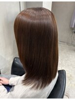 リタ(RITA) 明るめカラー毛の柔らか縮毛矯正
