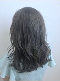カーキアッシュ