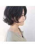 無造作ハネ感パーマ