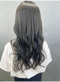 透け感のあるグレー