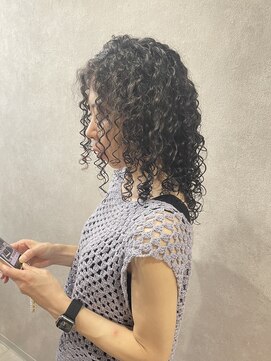 リアイス(Re:ICE) 大人束感根元ボリュームアップスパイラルパーマ