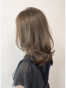 エイト 池袋店(EIGHT ikebukuro) 【EIGHT 池袋】イルミナ×オリーブベージュ