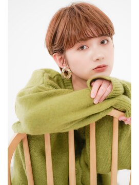 ハチ(hachi) ミニボブ/ボブウルフ/マッシュショート/グレージュカラー