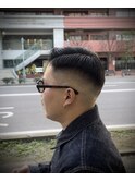 サイドパート　スキンフェード