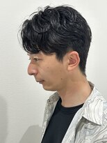 ヒュイル バイ ニアウ(Hwyl by Niau)&nbsp;メンズマッシュセンターパートスパイラルパーマニュアンスパーマ