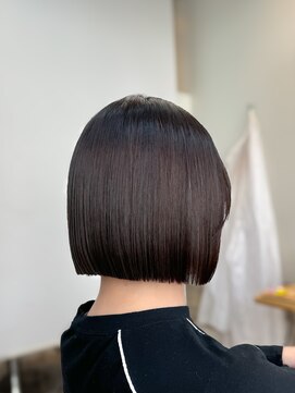 アリアバイエクラート 新宿南口店(ARiA by ECLART) 髪質改善ストレート×切りっぱなしボブ【takano】