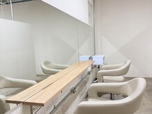ファンド 千葉(fand)の雰囲気（広々とした店内で特別な時間を[千葉/ハイライト/バレイヤージュ]）