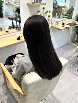 ブランシュ 南行徳店(BLANCHE) ダークグレージュ/ココアグレージュ/佐久間凪沙