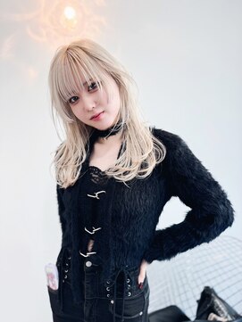 ギグス 栄店(gigs) ハイトーン/ダブルカラー/ミディアムレイヤー/似合わせ/小顔ヘア