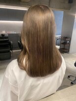 リール(rire)&nbsp;黒髪クラゲヘアーオリーブグレー小顔ココアベージュ【大須】